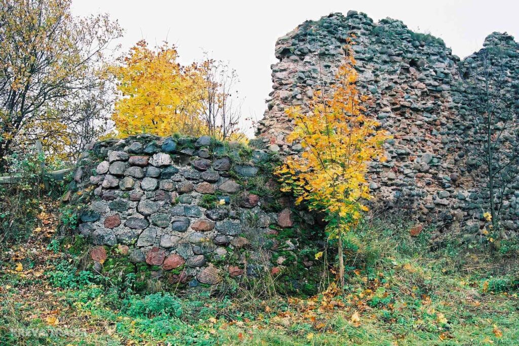 Немецкий бункер в Кревском замке